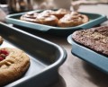 Joseph Joseph Nest Bake — zestaw 3 blach do pieczenia