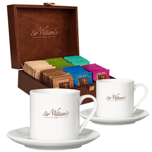 Skrzynka Sir William's 90 herbat z lewej strony i 2 kubki sztaplowane 220 ml.jpg